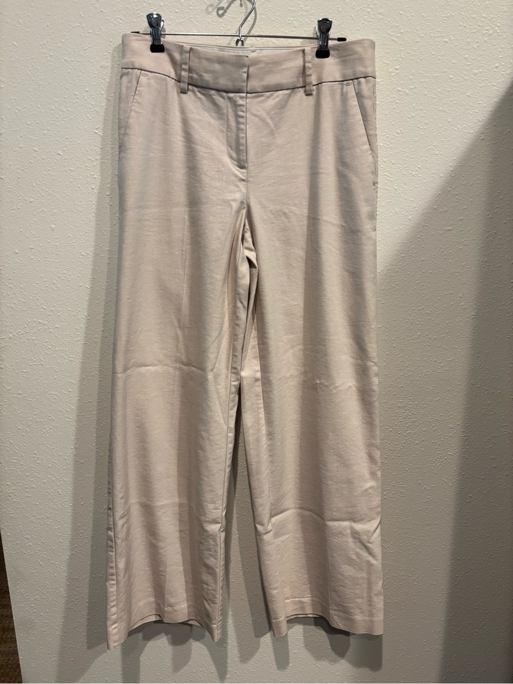 LOFT Women's linen blend pants 4.